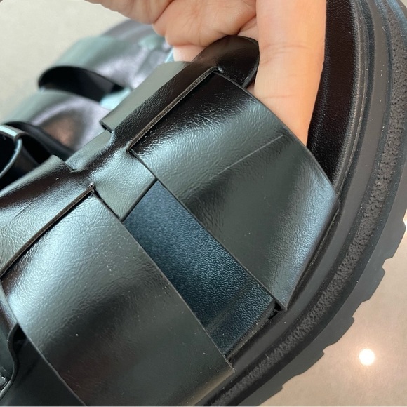 ASOS DESIGN Factor buckle hardware fisherman platform sandals in black size 9 - Picture 12 of 12